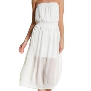 Ali & Jay Strapless Dress